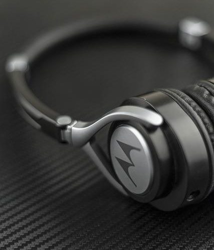 La storia di Motorola Razr: l’icona di stile che tutti volevano